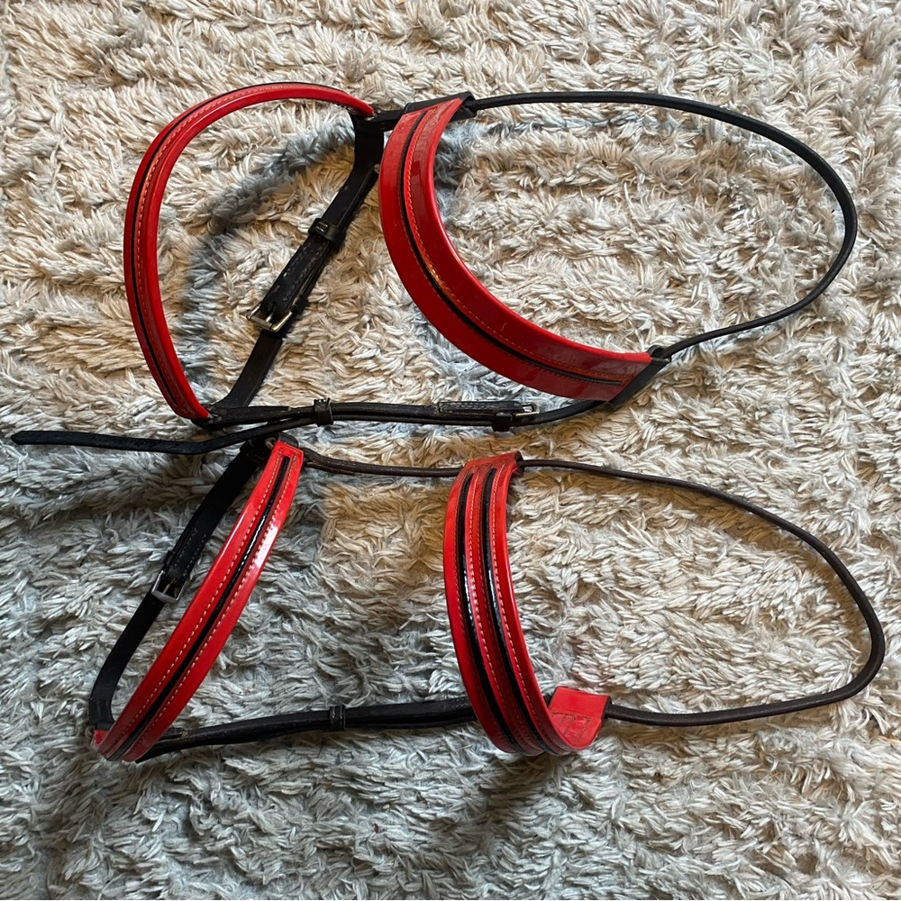 Red and Black Leather Saddle Seat Horse Bridle Parts - Cob / Arabian